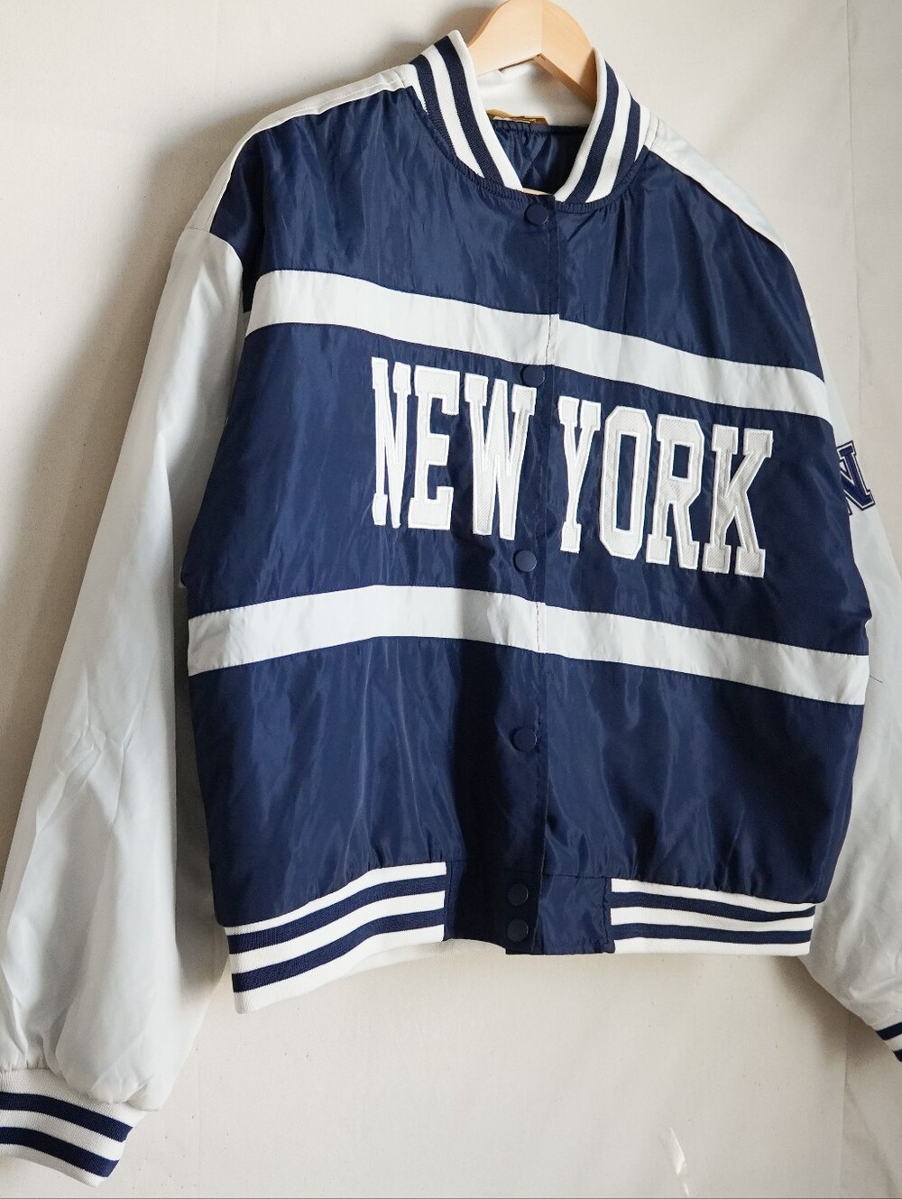 Cool Favorite New York Navy White Varsity Bomber Jacket L
